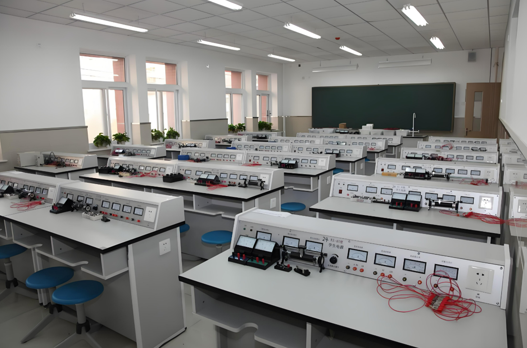 Physics laboratory environment 1